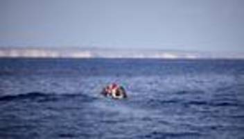 Mittelmeer: Migranten bei Bootsunglück vor Tunesien ertrunken