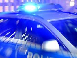 Bericht: Polizist verletzt: Zwischenfall mit Schusswaffe bei Reichsbürger-Razzia