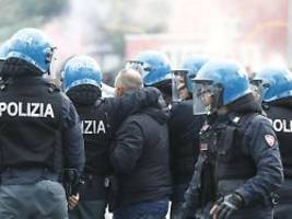 Faschisten-Eklats bei Rom-Derby: Polizei identifiziert Hitlerson-Fan als Deutschen