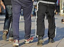 kinder nach hause geschickt?: jogginghosen-verbot an schule sorgt für Ärger