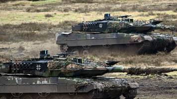 Konflikte: Scholz bestätigt Leopard-Kampfpanzer-Lieferung an die Ukraine