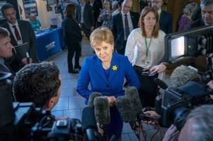 Schottland: Sturgeon tritt offiziell ab