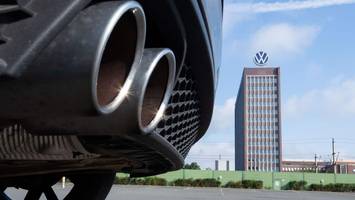 Millionen Autos betroffen - Anwalt zum neuen Abgas-Urteil: Nach dem Diesel ist der Benziner dran