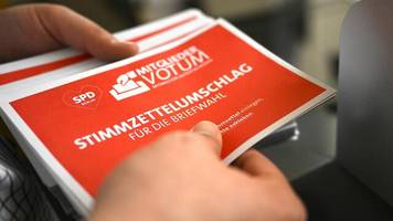parteien: kommt schwarz-rot in berlin? spd-mitglieder haben abgestimmt