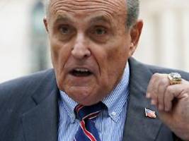 Zwang zu Oralsex?: Ex-Mitarbeiterin verklagt Rudy Giuliani wegen sexueller Übergriffe