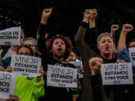 Spanischer Verband reagiert spät: Rassismus gegen Real-Star lässt Brasilien vor Zorn beben