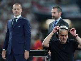 Das große Euro-League-Drama: Frustrierter Mourinho wirft Medaille weg - den Job auch?