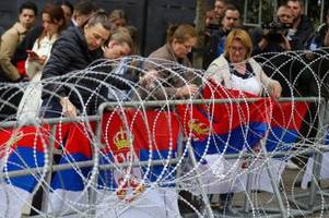 Serben im Nord-Kosovo demonstrieren weiter