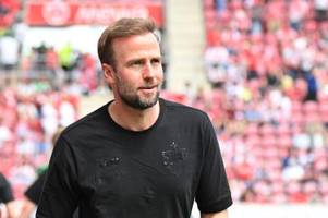 Relegation: VfB-Coach Hoeneß auf der Suche nach der Mischung