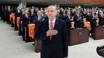 türkei-wahlen: recep tayyip erdogan als türkischer präsident vereidigt