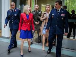 Übung unter deutscher Führung: USA: Air Defender-Manöver ist Signal an Putin