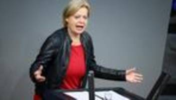 Sahra Wagenknecht: Gesine Lötzsch sieht Sahra Wagenknecht weiter in der Linkspartei