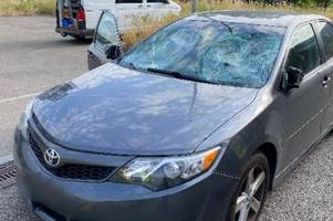 Auto fährt südlich von Basel in Menschengruppe - Verletzte