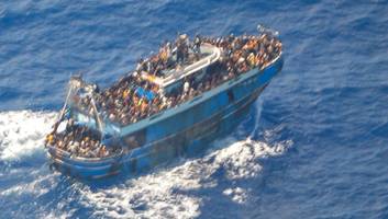 hunderte tote befürchtet - küstenwache lenkte boot gen italien - am kalypso-tief kommt es zur katastrophe