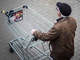 Kaum Geld für Lebensmittel: Inflationsprämie für Rentner gefordert