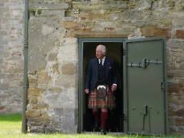 Holyrood Week in Schottland: Charles legt den Kilt an
