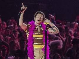 Bei Konzert in Wien: Harry Styles nach Wurf-Attacke verletzt