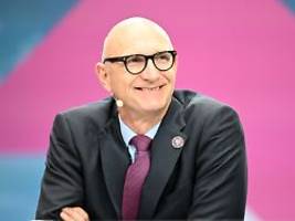 Telekom-Chef in Biz & Beyond: Warum Tim Höttges 5500 Kilometer in die Karibik gesegelt ist