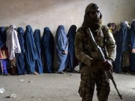 islamismus: wie die frauen in afghanistan ihre zukunft verlieren