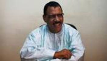niger: putschisten wollen gestürzten präsidenten wegen hochverrats anklagen