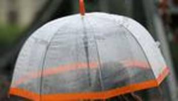 wettervorhersage: regen, blitz und donner in hessen