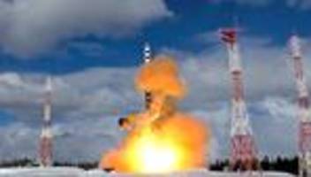 interkontinentalrakete: russland stellt neue atomwaffenfähige langstreckenrakete in dienst