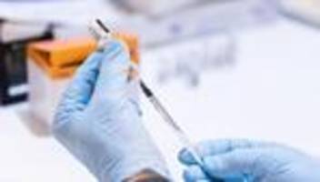 corona-schutzimpfungen: hausärzte warnen vor organisatorischem chaos bei corona-impfkampagne