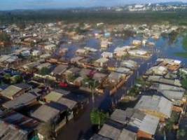 zahl der toten steigt weiter: brasilien erwartet nach zyklon neue Überschwemmungen