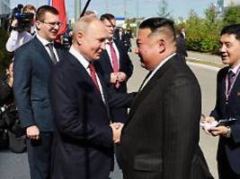 Erstes Treffen seit Jahren: Putin begrüßt Kim am Weltraumbahnhof