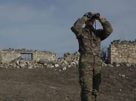 Baerbock fordert Ende der Gewalt: Berg-Karabach meldet erste Todesopfer nach Angriffen