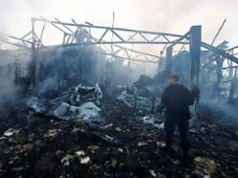 von ost bis west: russland überzieht ukraine mit schweren angriffen