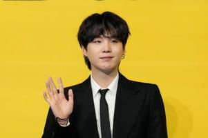 südkoreanischer bts-sänger suga beginnt wehrersatzdienst