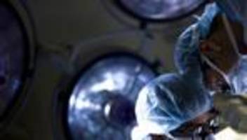 herztransplantation: us-mediziner gelingt zweite schweineherz-transplantation