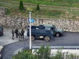 gewaltausbruch im norden: polizei im kosovo zerschlägt serbisches kampfkommando