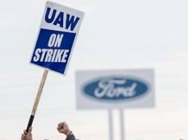 Proteste in USA gehen weiter: Ford wendet Streik in kanadischen Werken ab