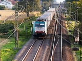 Eisenbahn: Die Deutsche Bahn wird aufgeteilt - zumindest ein wenig