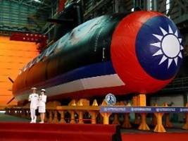 Wir haben es geschafft: Taiwan zeigt erstes U-Boot aus eigener Produktion