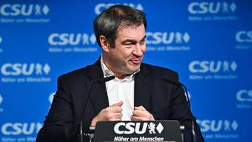 "Schrift manchmal nicht mehr entziffern“  - CSU-Chef Söder über selbstgeschriebene Reden und die Gefahr des Wohlstands durch die AfD