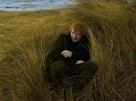 Der Herbst in Moll: Ed Sheeran trotzt Regen und Kälte