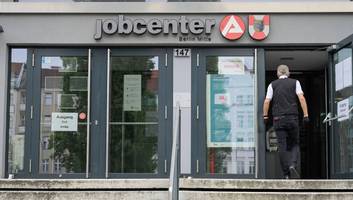 Bundesagentur teilt mit - Zahl der Arbeitslosen sinkt im September leicht