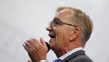 die linke : dietmar bartsch fordert ostdeutschland-gipfel