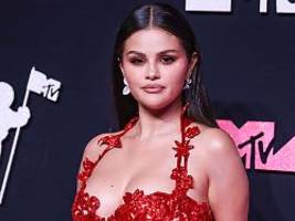 Mit eigener Kosmetiklinie: Selena Gomez kämpft gegen Perfektionismus