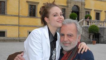 Missbrauchsvorwürfe gegen Schauspiellegende - Maximilian Schell verriet Biografin, dass Tochter Nastassja bei ihm in Bett schlief