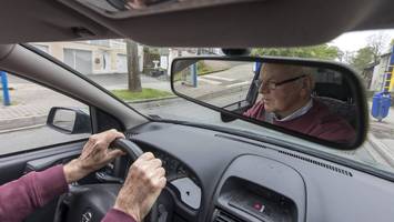 aus erfahrung gut? - fahrlehrer kritisieren eu-auto-hammer: „viele rentner fahren besser“