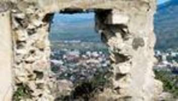 bergkarabach: scholz wirbt für friedensprozess zwischen aserbaidschan und armenien