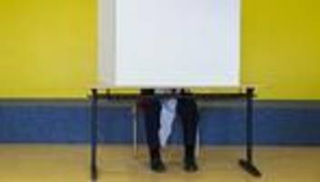 Landtagswahl in Hessen: Wahlbeteiligung bis 14 Uhr unter 30 Prozent