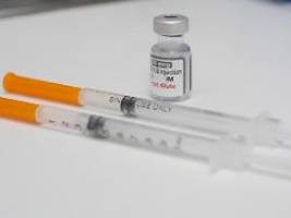ende des impfstoffbooms: biontech muss nach pfizers prognosekorrektur handeln