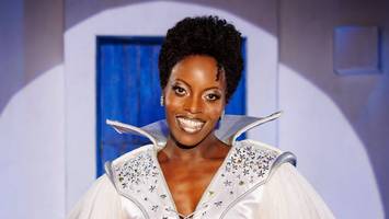 hollywood-schauspielerin & musical-star - florence kasumba: „vergleichen sie sich nicht mit anderen!“
