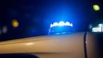 reutlingen: jugendlicher fährt polizisten mit elektrorad an: verletzt