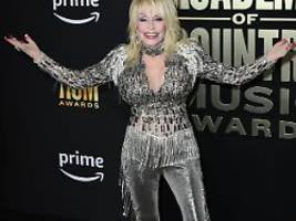 Seit 57 Jahren verheiratet: Dolly Parton verrät das Rezept ihrer langen Ehe